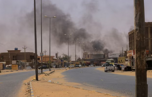 У Судані бойовики атакували лікарню та садок: 116 загиблих, серед них - 46 дітей У Судані бойовики атакували лікарню та садок: 116 загиблих, серед них - 46 дітей